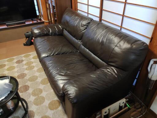 ソファー(三人掛け)【購入者が確定しました】