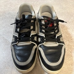 ルイヴィトン スニーカー