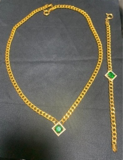 ブレスレット　ネックレスセット　金　ゴールド　手作り　ハンドメイド