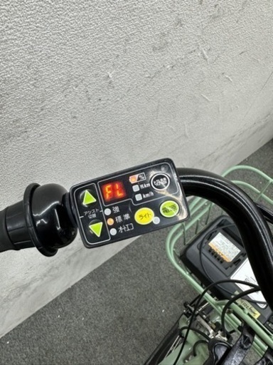 お買い得　ブリヂストンビッケ　子供乗せシート付き　電動自転車