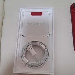 iPhone13本体 128GB au Apple レッドSIMロック解除済みの画像
