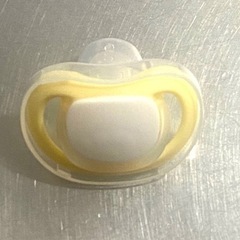 ピジョン　おしゃぶり　新生児用
