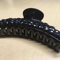 【新品未使用】OSEWAYA ヘアクリップ / バンスクリップ (黒)の画像