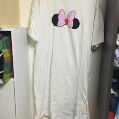 No.405  さしあげます　ユニクロ　Disney  ロングTシャツ