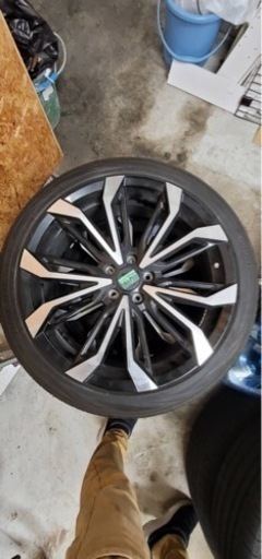 アルファード　モデリスタ　タイヤ、ホイール付き