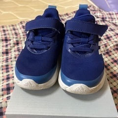 13センチadidas靴