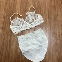 himiko 新品・未使用 ブラ＆ショーツ E70の画像