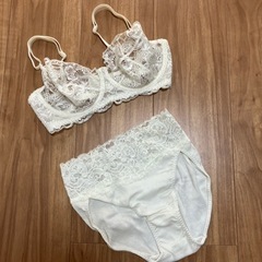 himiko 新品・未使用 ブラ＆ショーツ E70