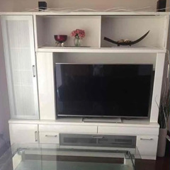 収納たっぷりハイタイプテレビボード