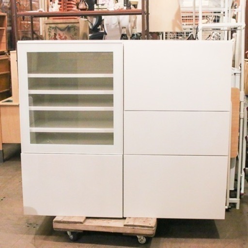 【売約済み】　【お持ち帰り限定特価！】食器棚　レンジボード　キッチン収納　レンジラック　サイドボード　カップボード　レンジ台　キッチン　リビング　収納　タンス　チェスト　棚　本棚　壁面収納　検　ニトリ　NITORI ユーアイ　綾野　システム　キッチンボード　大型　上下セパレート　SELSVIKEN GLASSVIK BESTA キャビネット