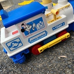 ミッキー　電車の乗り物の画像