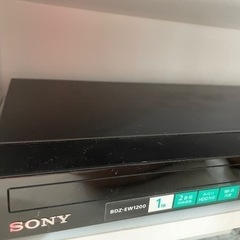 SONY 42型テレビ + 1TBブルーレイレコーダーの画像