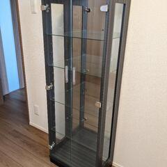 ガラスショーケースの画像