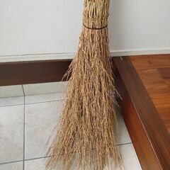竹ほうきの画像