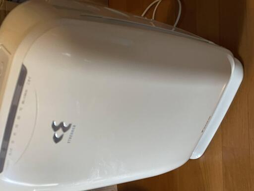 ダイキン　空気清浄機＋加湿　うるおい光クリエール MCK55M-W