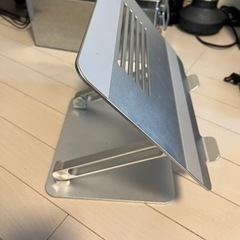 ノートパソコンスタンド