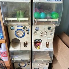 ガチャガチャ本体