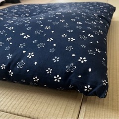 【差し上げます】座布団4組の画像