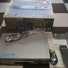 SONY SLV-R300 ビデオカセットレコーダーの画像