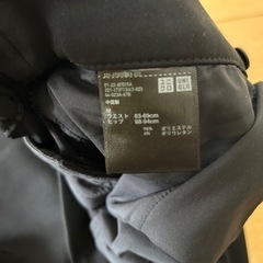 UNIQLO ドレープジョガーパンツ黒の画像