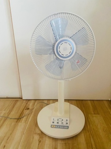 【お引取先決定】扇風機　2012年製