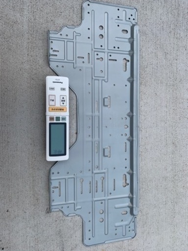 エアコン18畳用CS-565CXR2-W　ポンプダウン済
