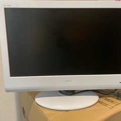 白い小さめテレビ　無料