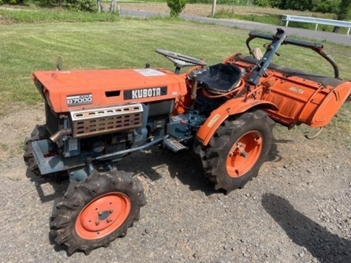 中古　クボタトラクター