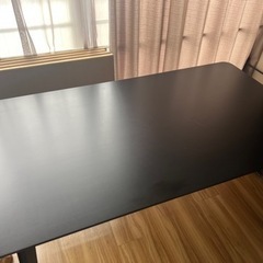 黒 ダイニングテーブル イス4脚付きの画像