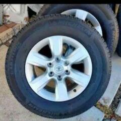 TOYOTA プラド150　純正タイヤとアルミホイール 4本セット　ミシュランの画像