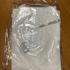 白カッターシャツの画像