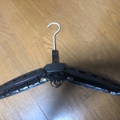 ウェットスーツ 用　ハンガー