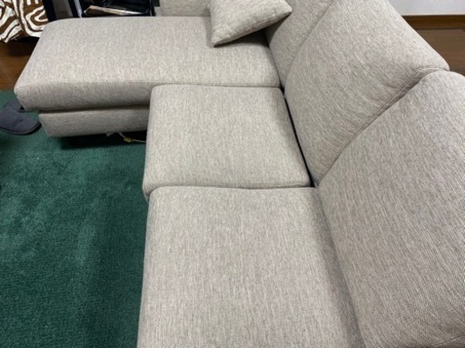 ニトリ　布張りカウチソファー