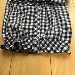 子供服　カットソー　110  黒白チェックの画像