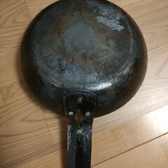無料　小さい鉄フライパンの画像