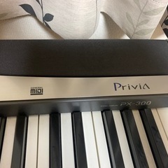 電子ピアノ CASIO px-300 Privia おまけに木製スタンド付きますの画像