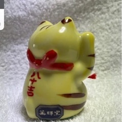 猫の置物の画像