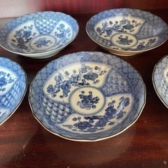 有田焼　双峰 中皿　5客　梅柄   の画像