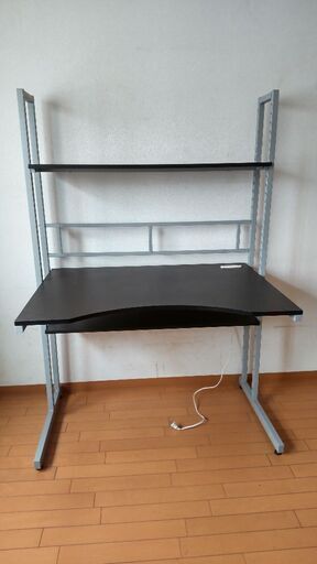 デスク 学習机 パソコンデスク 値下しました！ニトリ 電源ソケット付き