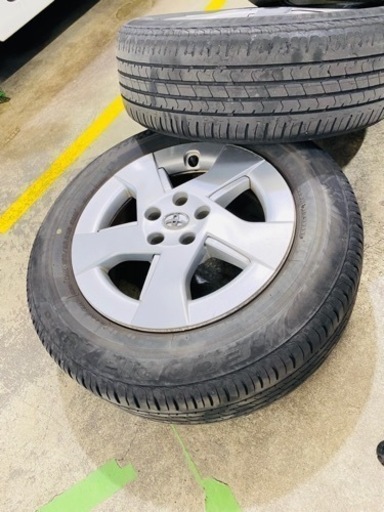 トヨタ30プリウス純正ホイール4本セットです。195/65/R15