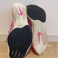 【中古良品】ナイキ ズームX ヴェイパーフライ ネクスト% 27.0cmの画像