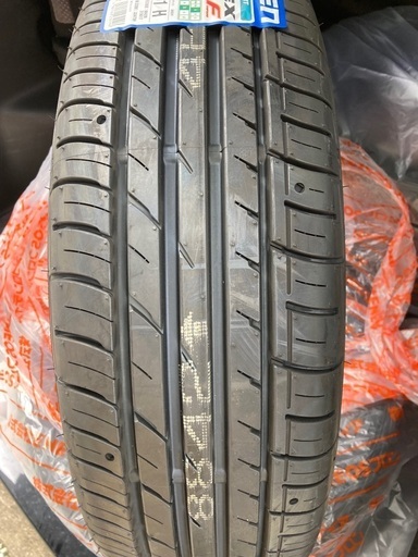 ファルケン　195/65/15  夏タイヤ新品