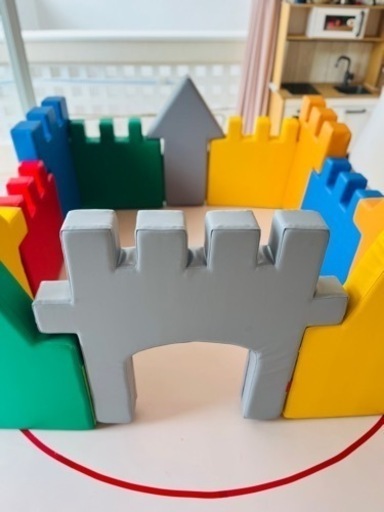 カラフルなクッションキャッスル