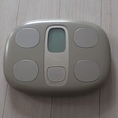 オムロン体重体組成計 HBF-200