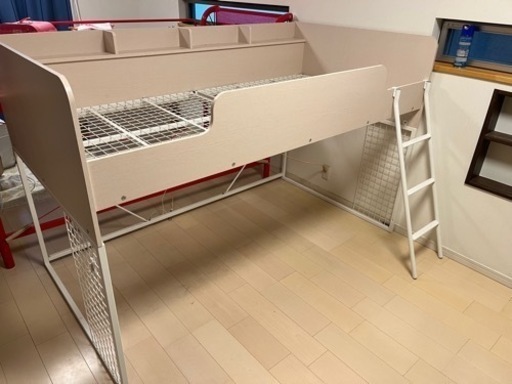 決まりました。値下げします。お子様に‼️ ニトリのロフトベッド