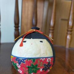 和紙で作った人形です