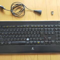 Logicool K800(ジャンク品)