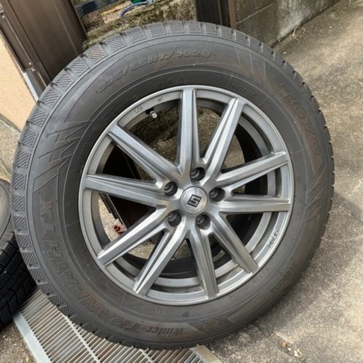 スタッドレスタイヤ　4本セット　TOYO 225/65/R17 1029