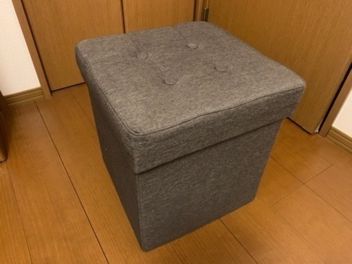座れる収納ボックス