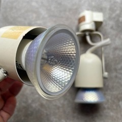 ハロゲンライト　ハロゲンランプ　スポットライト　電球付き！2個セットの画像